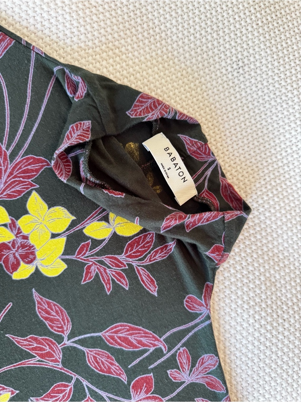 BABATON Aritzia Soft Knit Olive Green & Pink Floral Mock Neck Long Sleeve Top - Picture 11 of 15